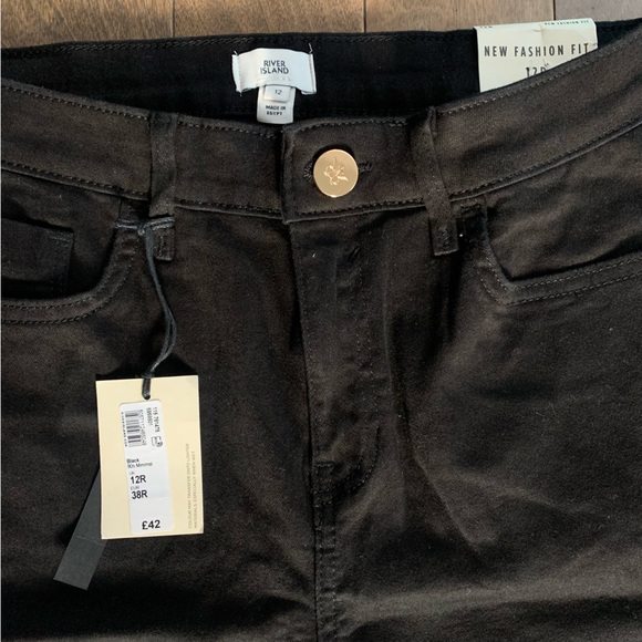 NWT- RIVER ISLAND 90’s MINIMAL FLARE BLACK JEANS- SIZE 12 - Picture 5 of 6
